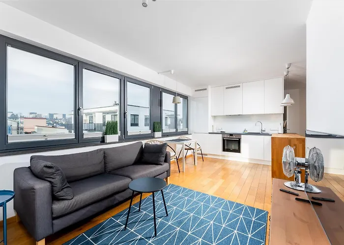 Skowronia Modern Apartment